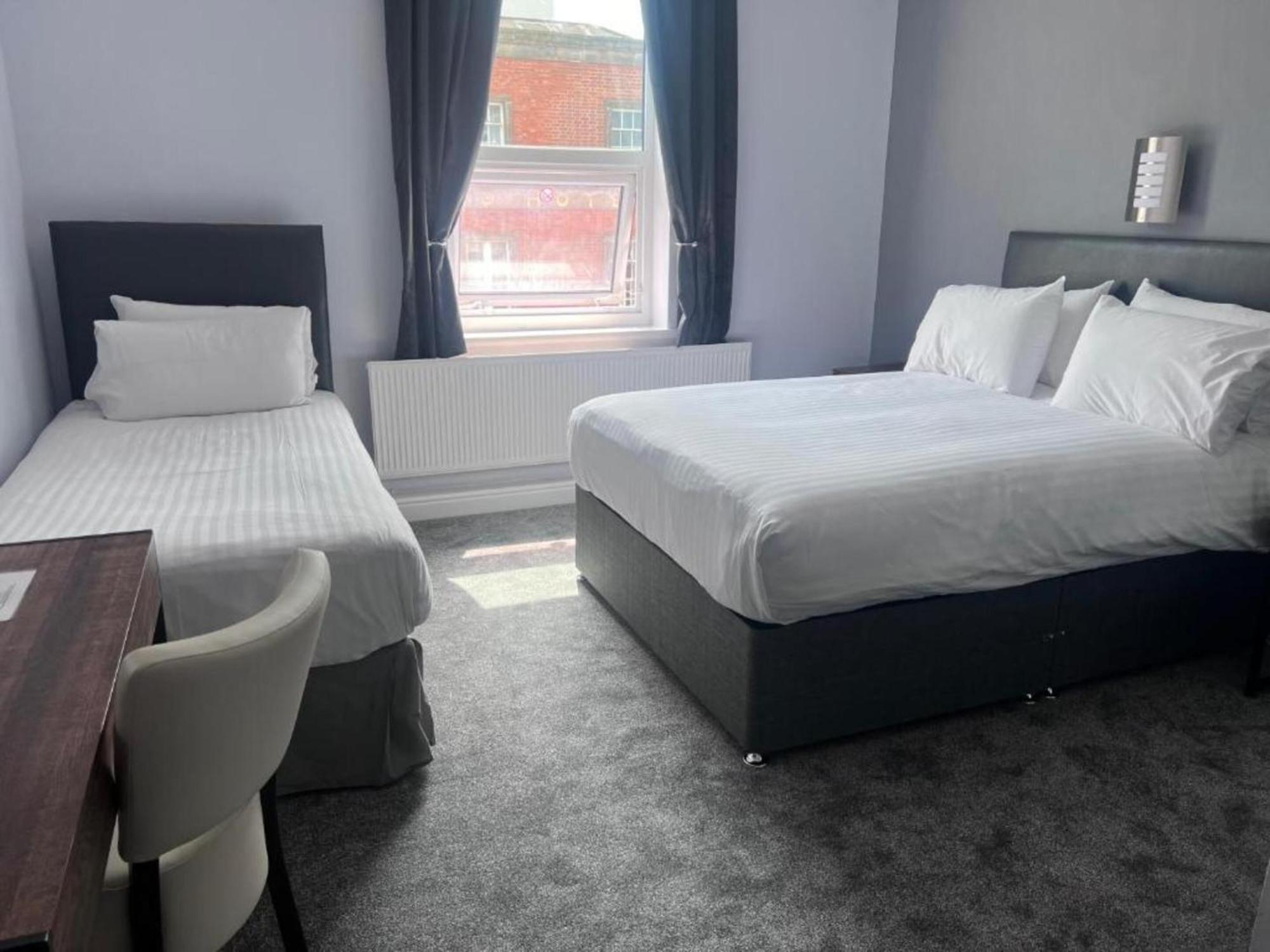 Dancenter East Midlands Airport Hotel Derby Ngoại thất bức ảnh