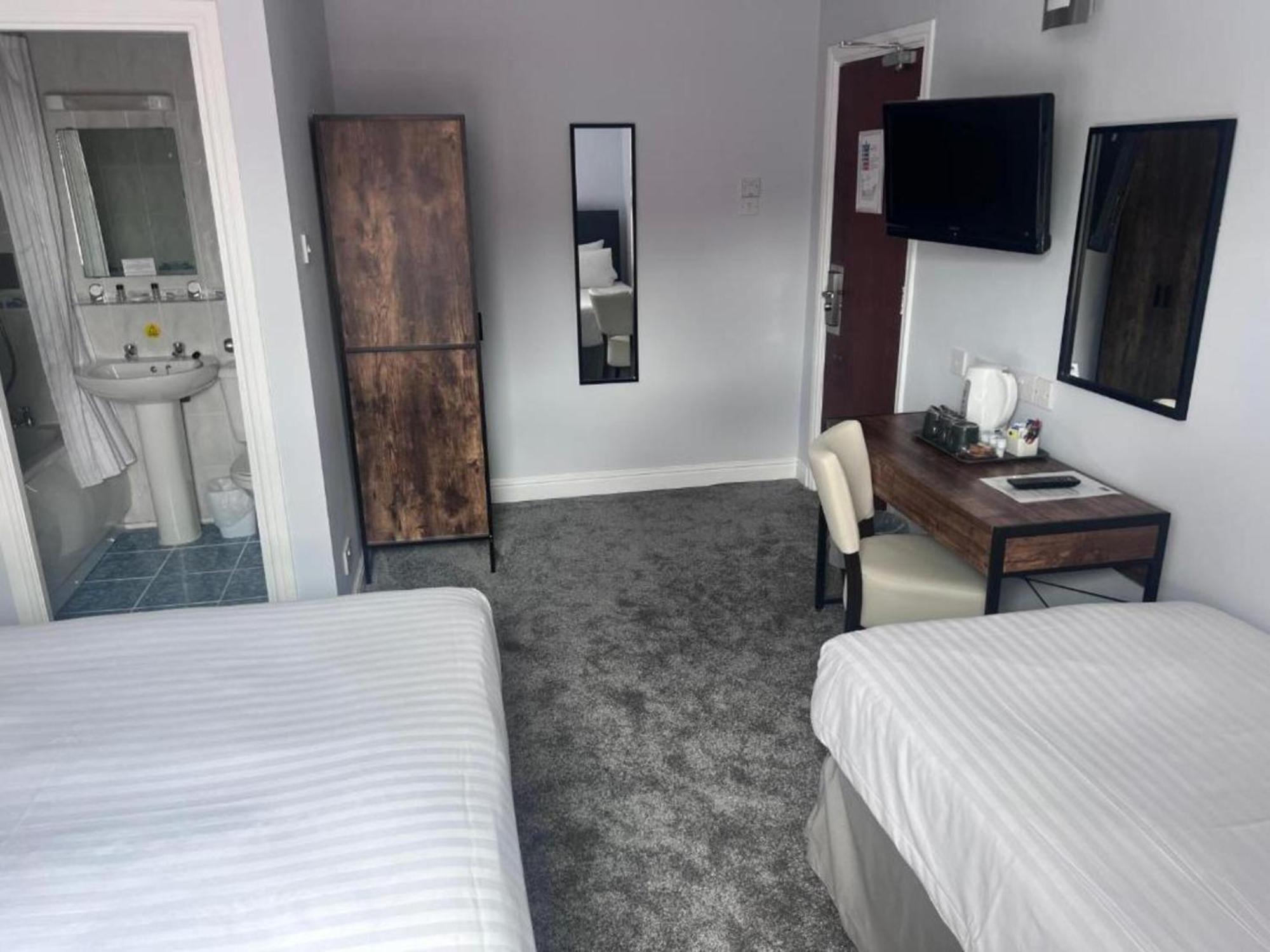 Dancenter East Midlands Airport Hotel Derby Ngoại thất bức ảnh