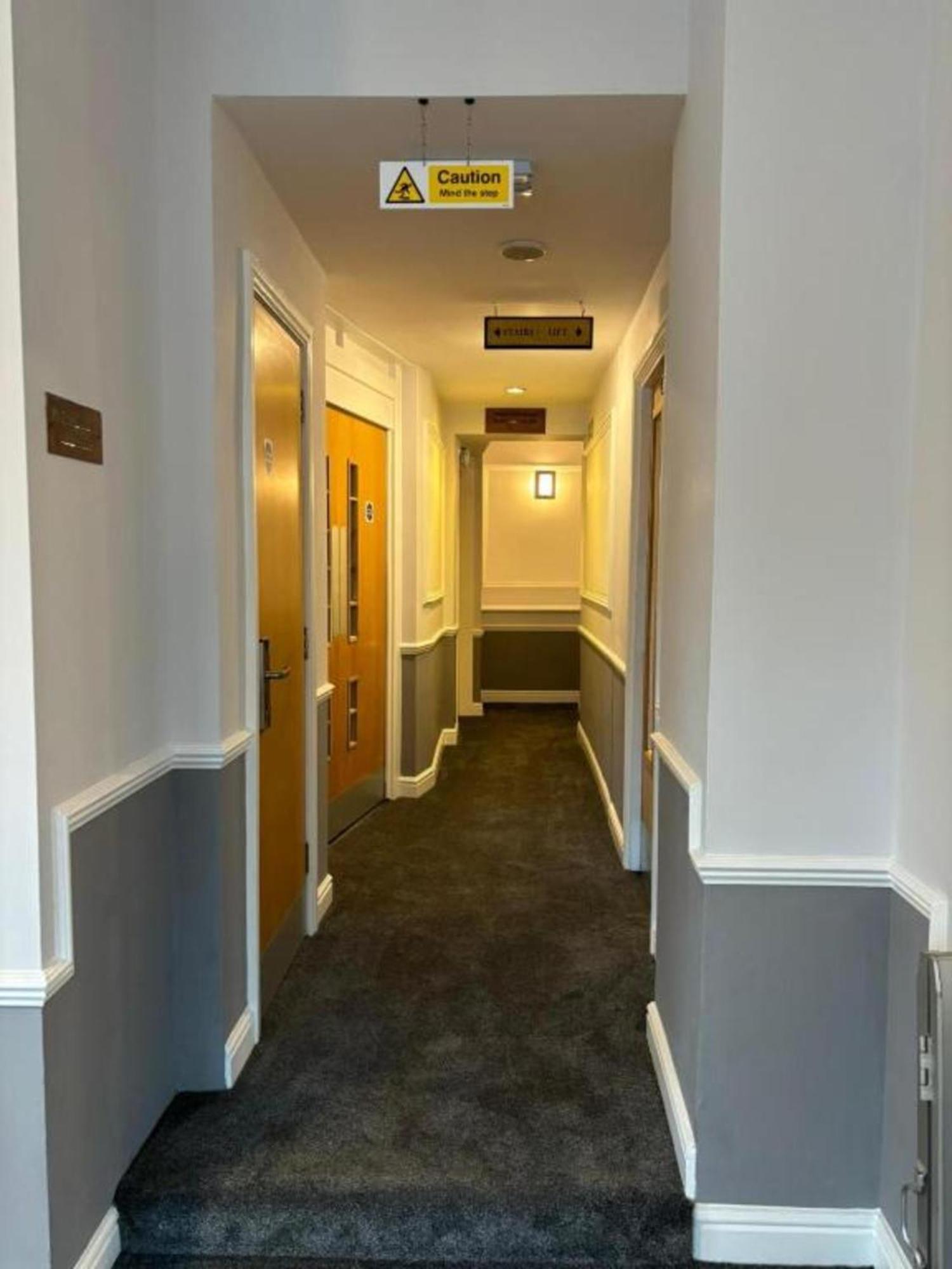 Dancenter East Midlands Airport Hotel Derby Ngoại thất bức ảnh